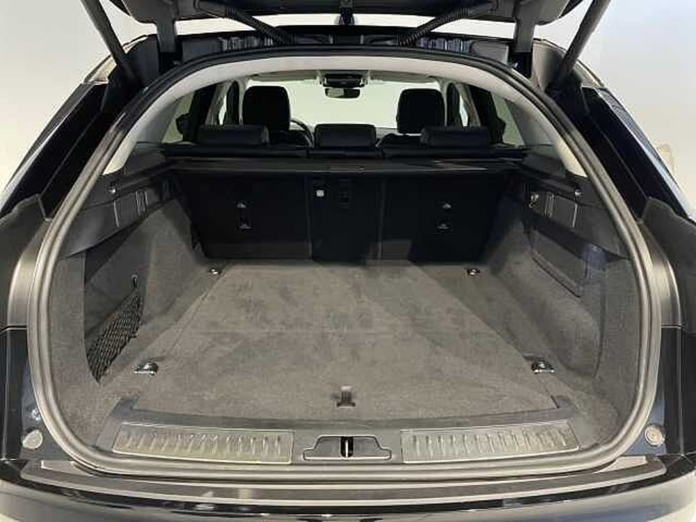 Land Rover Range Rover Velar usata a Ravenna (12)