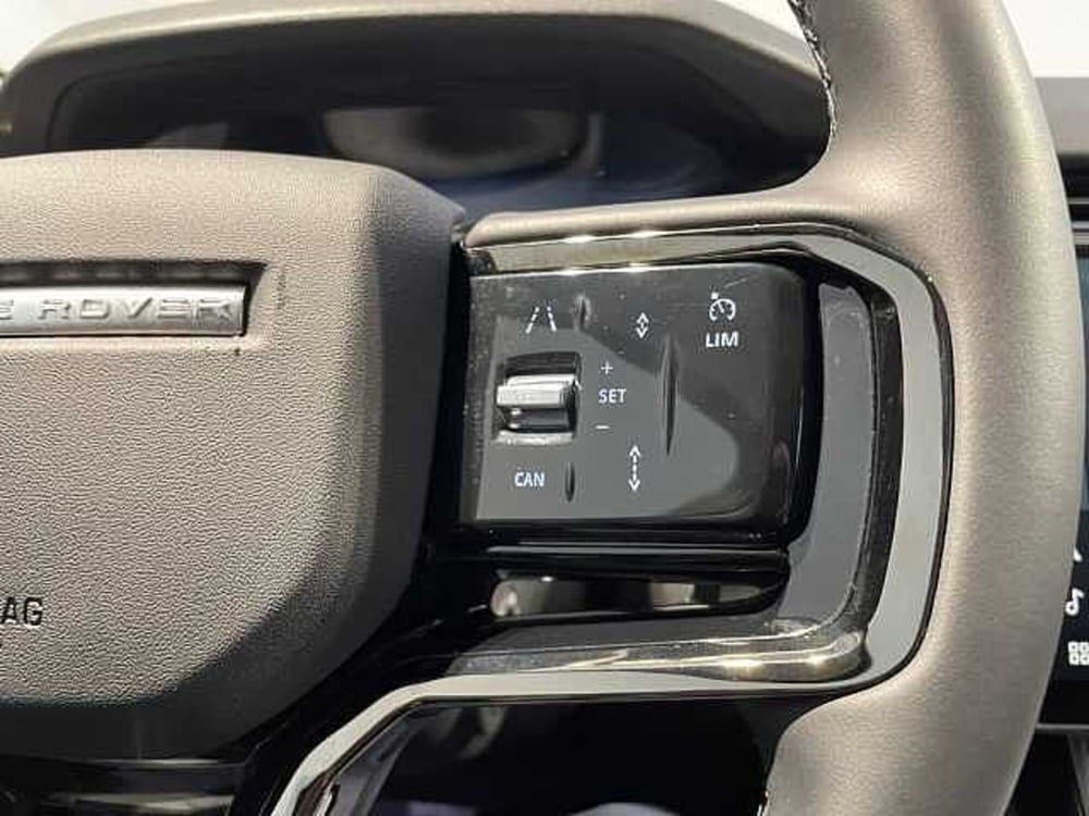 Land Rover Range Rover Velar usata a Ravenna (15)