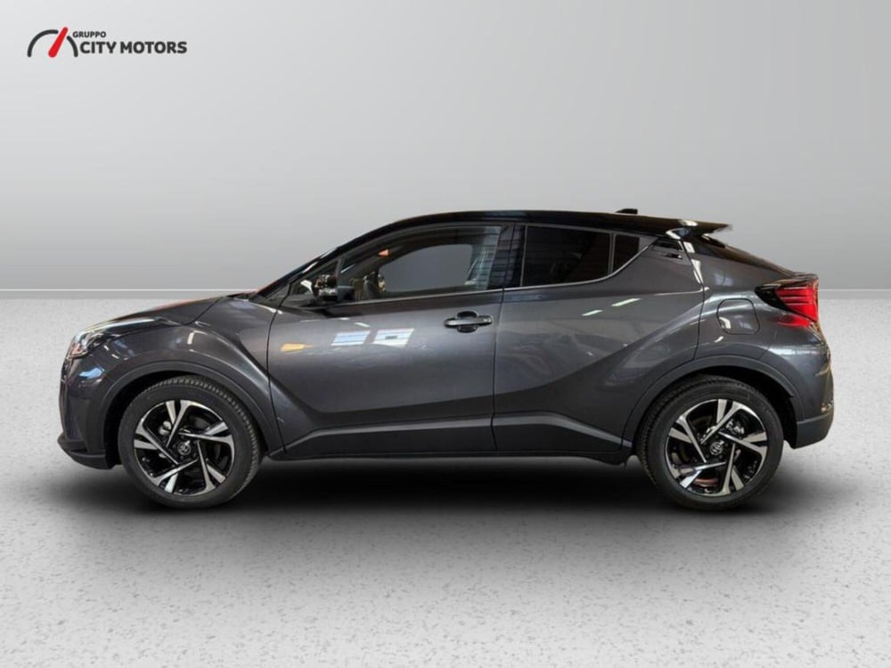 Toyota Toyota C-HR nuova a Monza e Brianza (3)