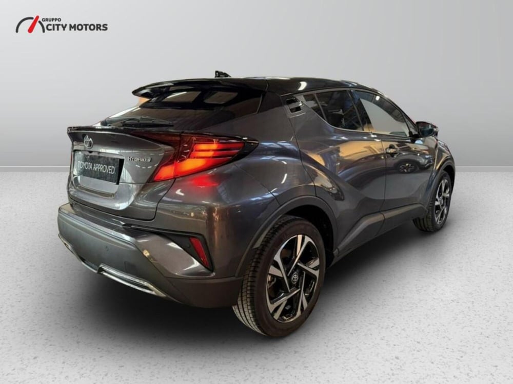 Toyota Toyota C-HR nuova a Monza e Brianza (6)