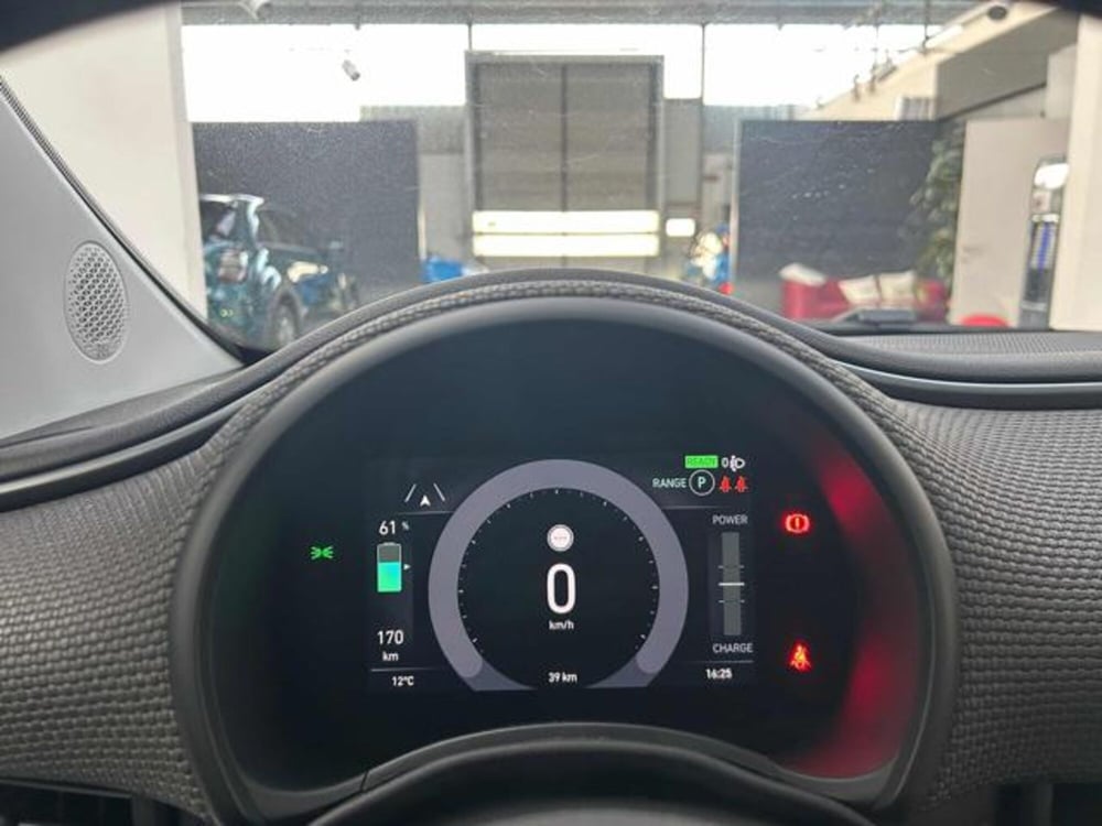 Fiat 500e nuova a Vercelli (16)