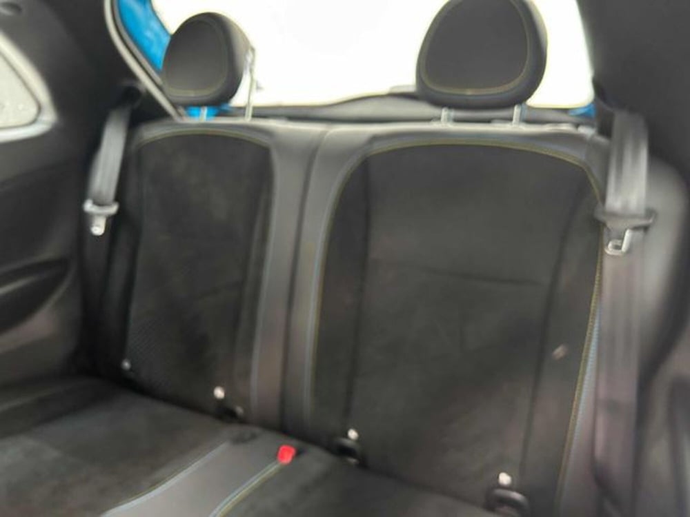 Abarth 500e Cabrio nuova a Vercelli (14)