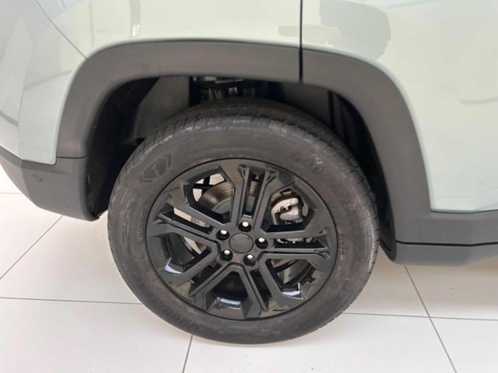 Jeep Compass nuova a Vercelli (12)