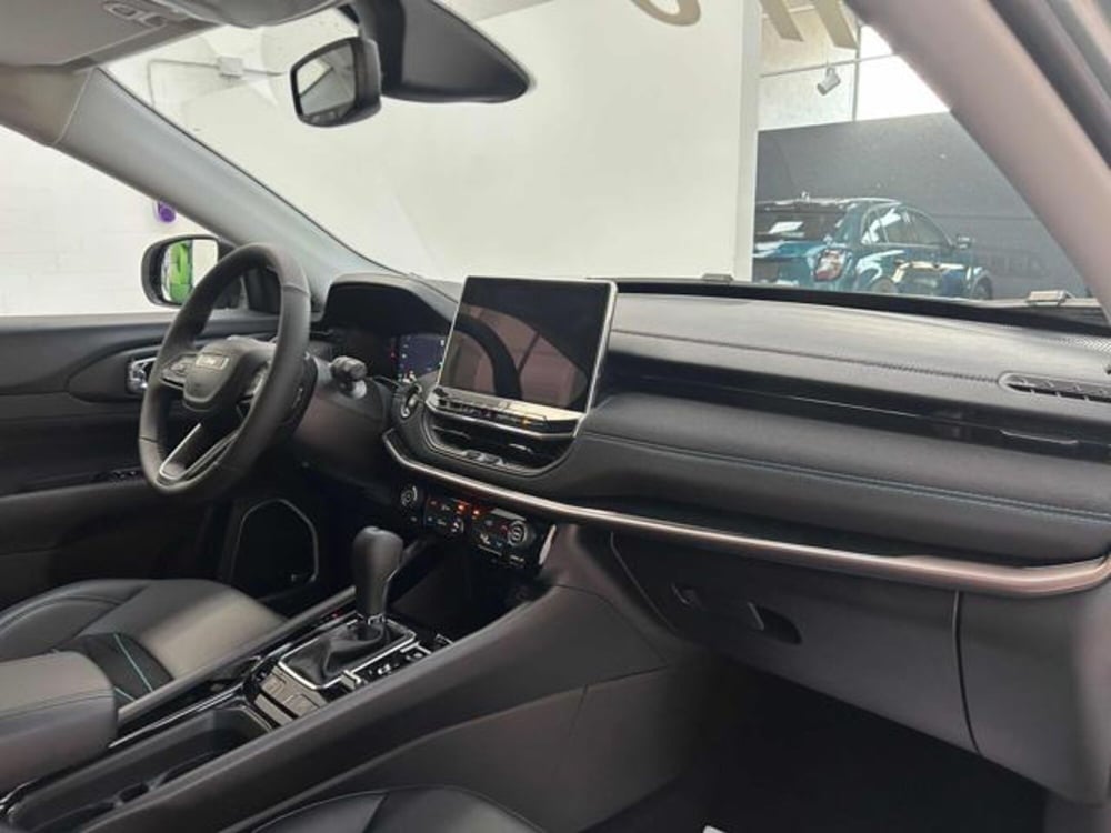 Jeep Compass nuova a Vercelli (14)