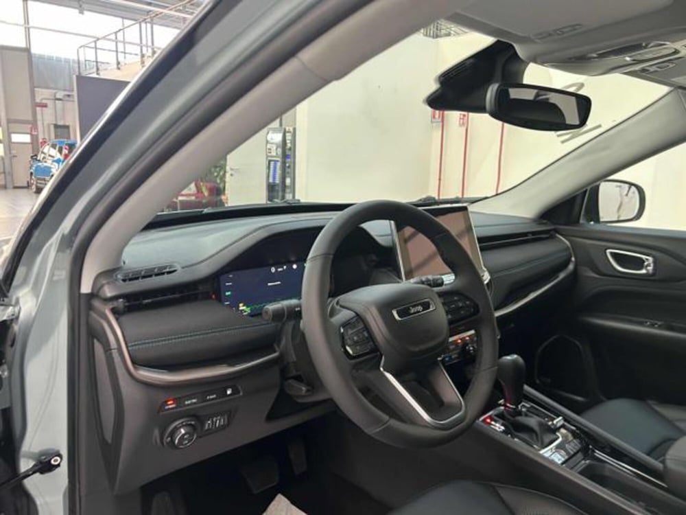 Jeep Compass nuova a Vercelli (19)