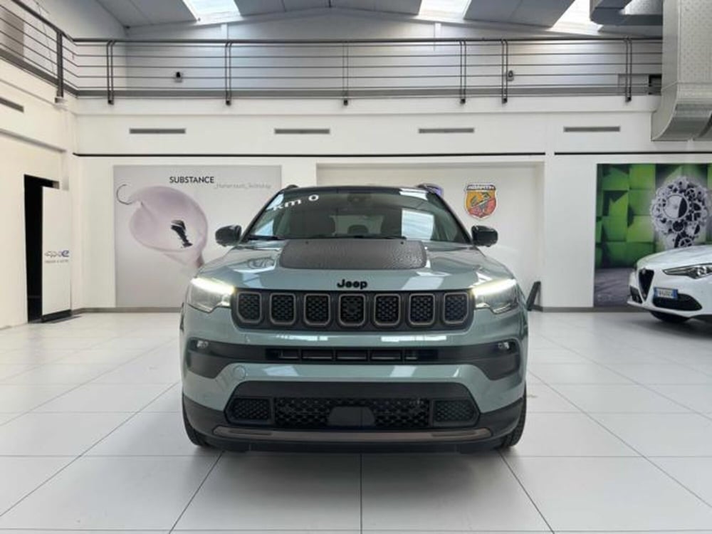 Jeep Compass nuova a Vercelli (2)