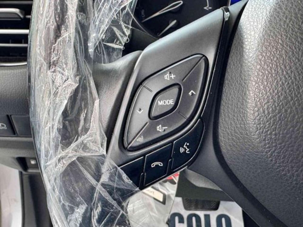 Toyota Toyota C-HR usata a Vercelli (14)