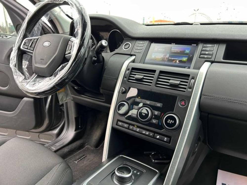 Land Rover Discovery Sport usata a Vercelli (17)