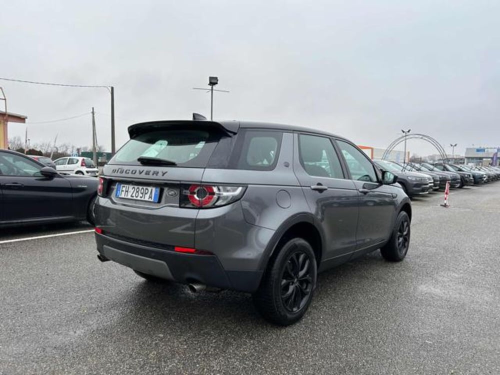 Land Rover Discovery Sport usata a Vercelli (7)