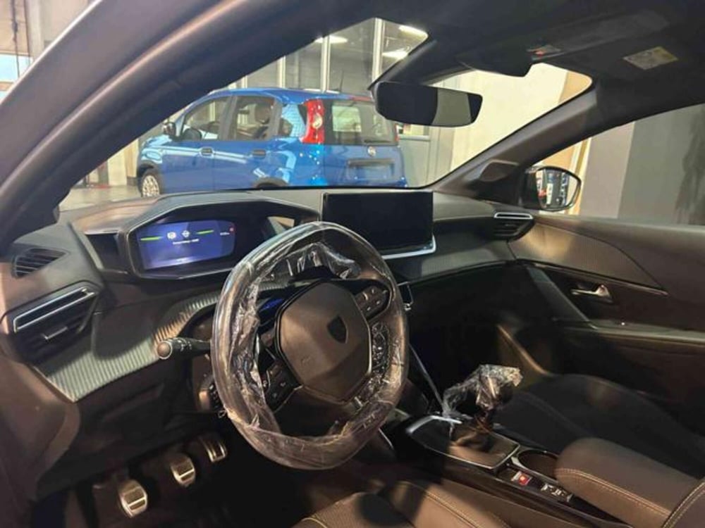 Peugeot 208 usata a Vercelli (8)