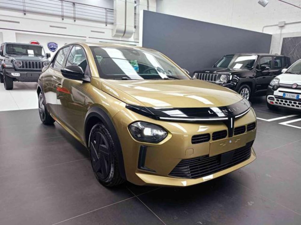 Lancia Ypsilon nuova a Vercelli