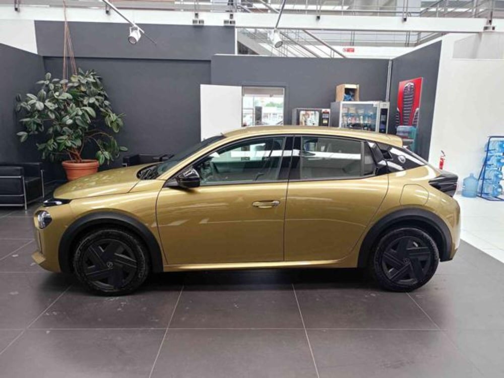 Lancia Ypsilon nuova a Vercelli (4)