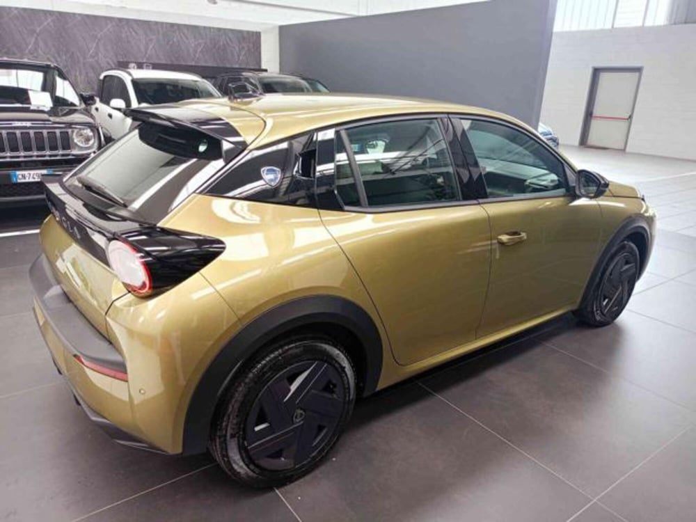Lancia Ypsilon nuova a Vercelli (8)