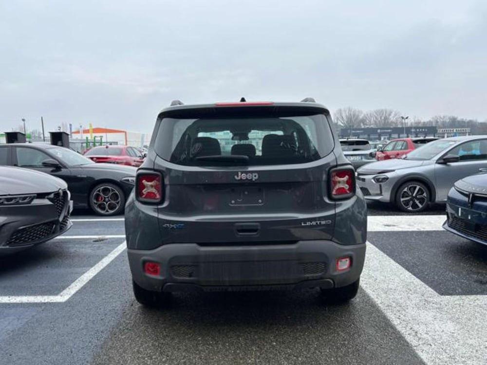 Jeep Renegade nuova a Vercelli (7)
