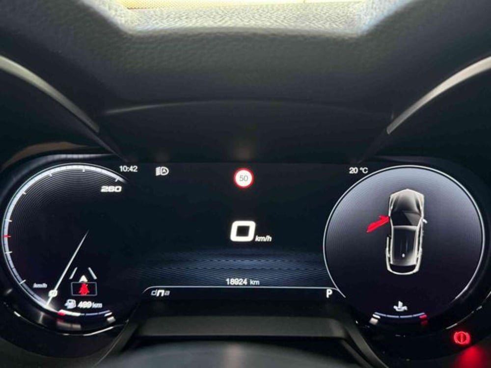 Alfa Romeo Stelvio usata a Vercelli (14)
