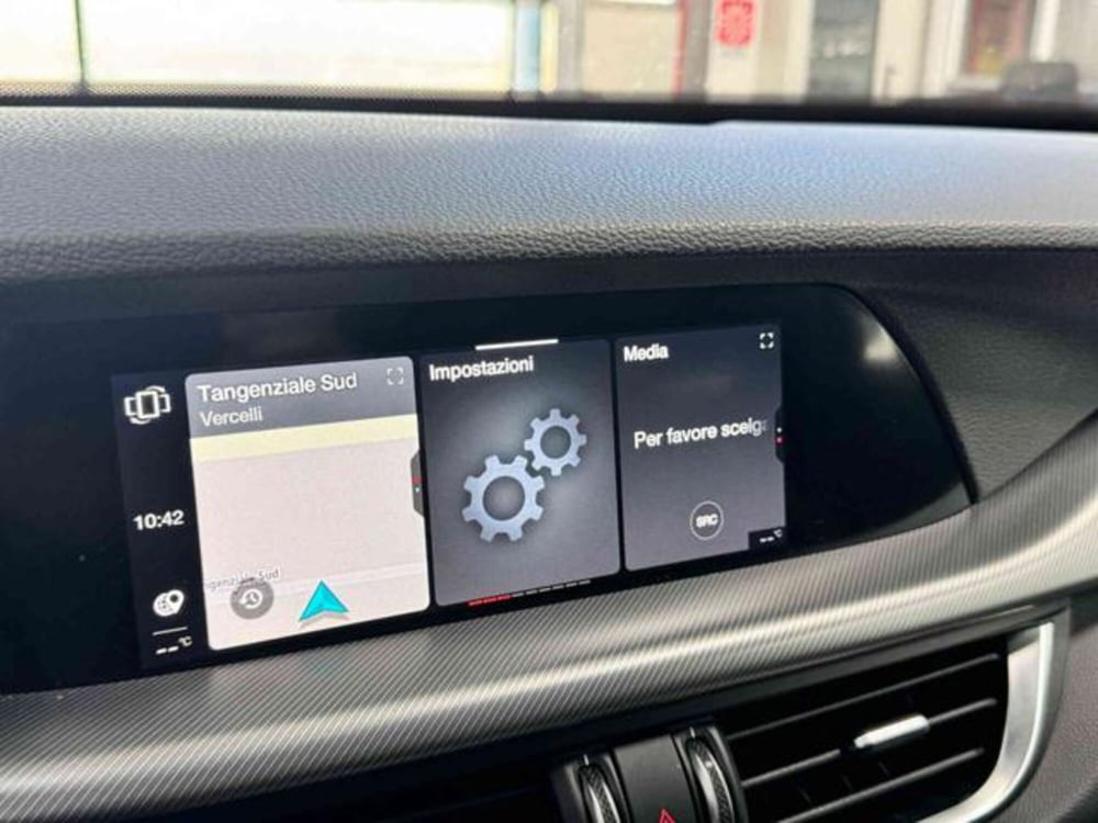 Alfa Romeo Stelvio usata a Vercelli (15)