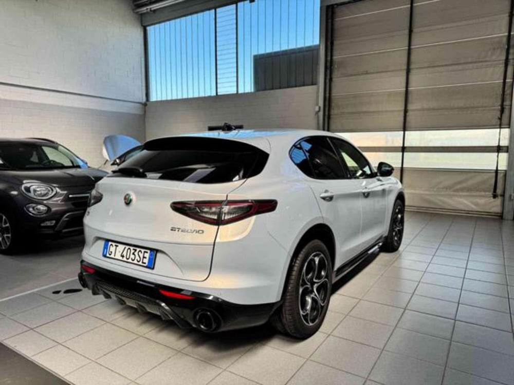 Alfa Romeo Stelvio usata a Vercelli (6)