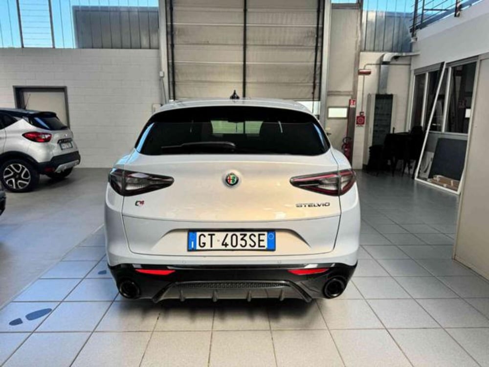 Alfa Romeo Stelvio usata a Vercelli (7)