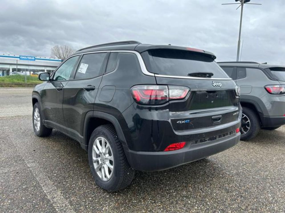Jeep Compass nuova a Vercelli (5)