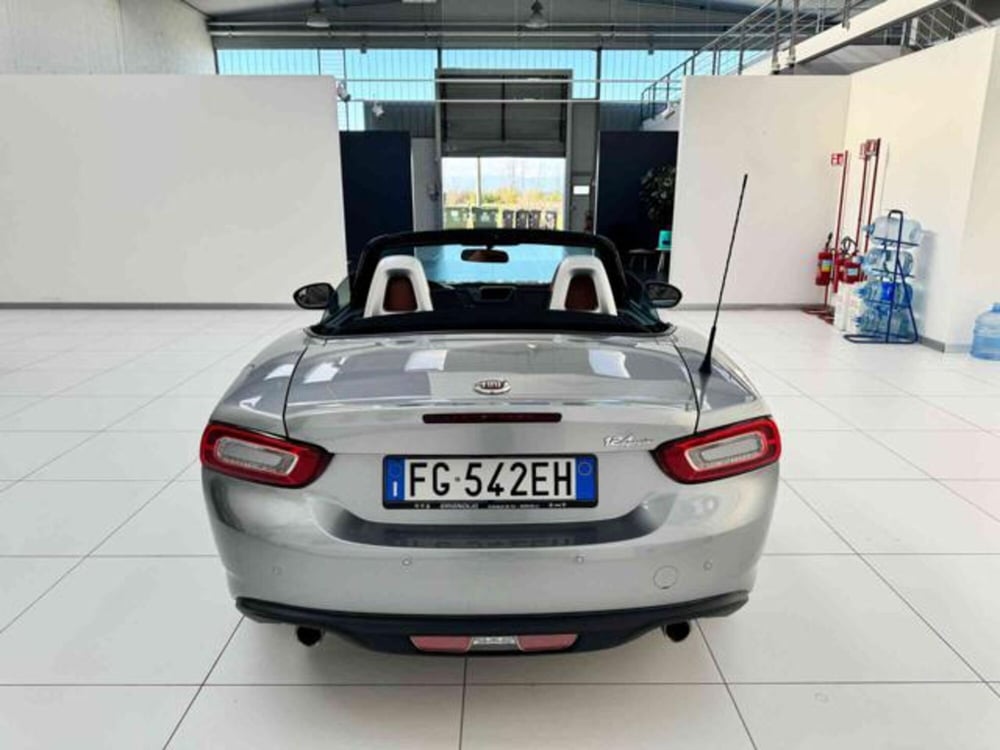 Fiat 124 spider usata a Vercelli (6)