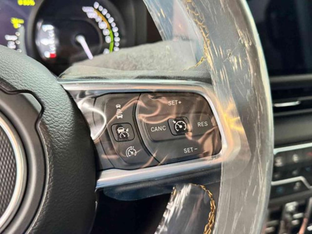 Jeep Wrangler Unlimited nuova a Vercelli (14)