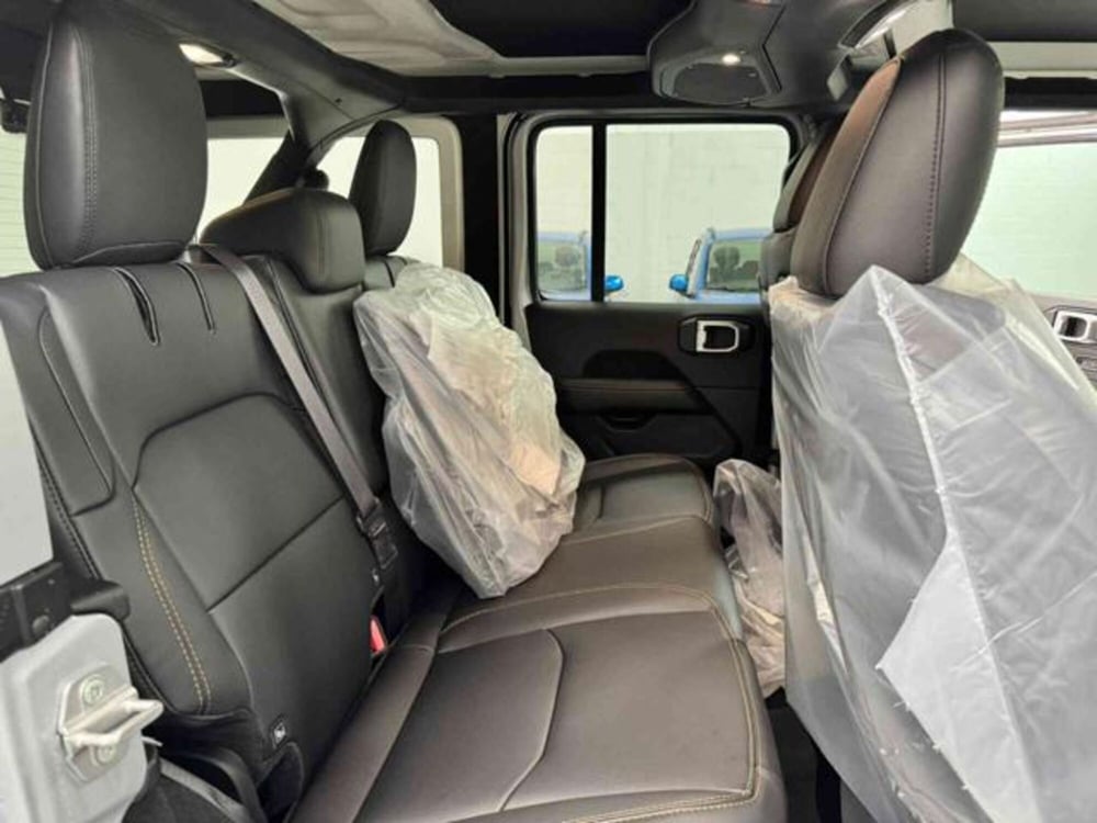 Jeep Wrangler Unlimited nuova a Vercelli (19)