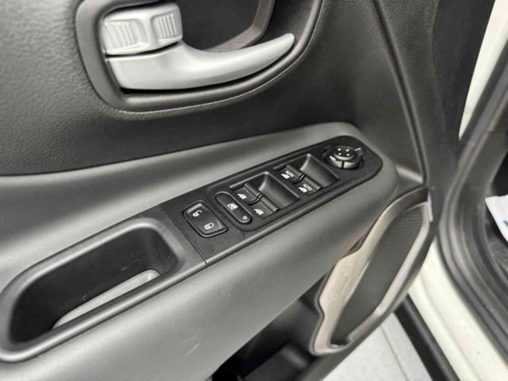 Jeep Renegade usata a Vercelli (14)