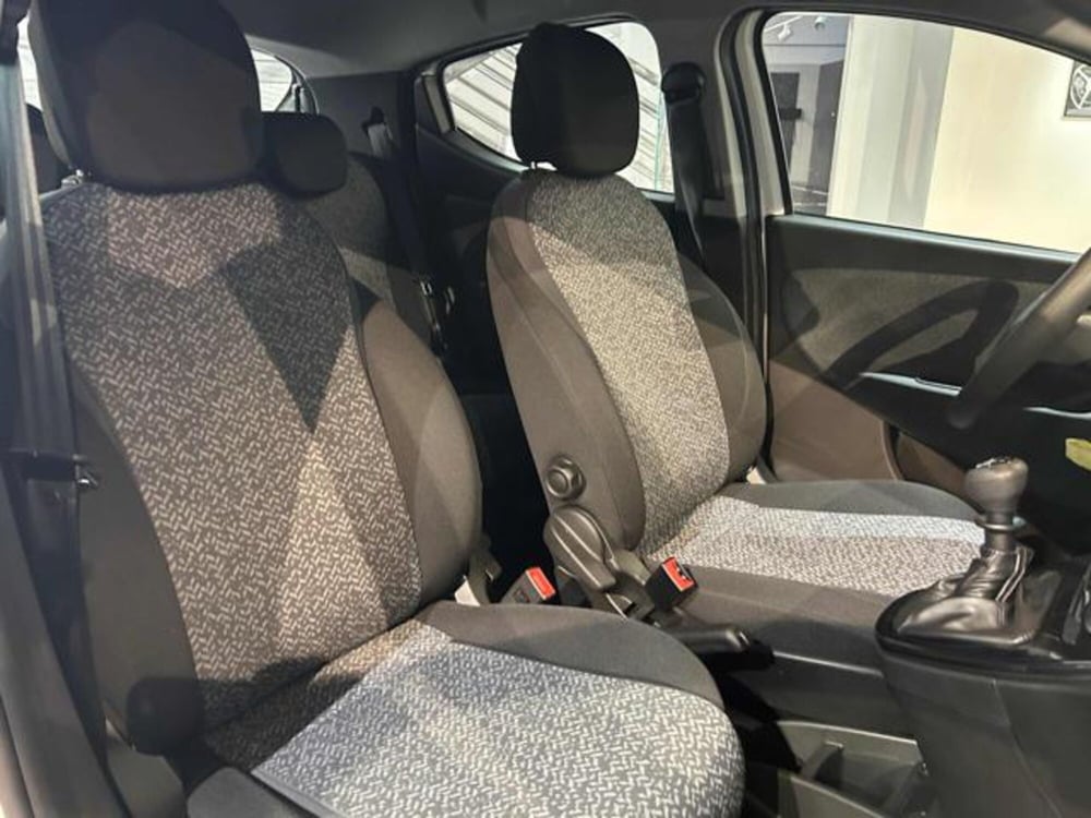 Lancia Ypsilon nuova a Vercelli (11)