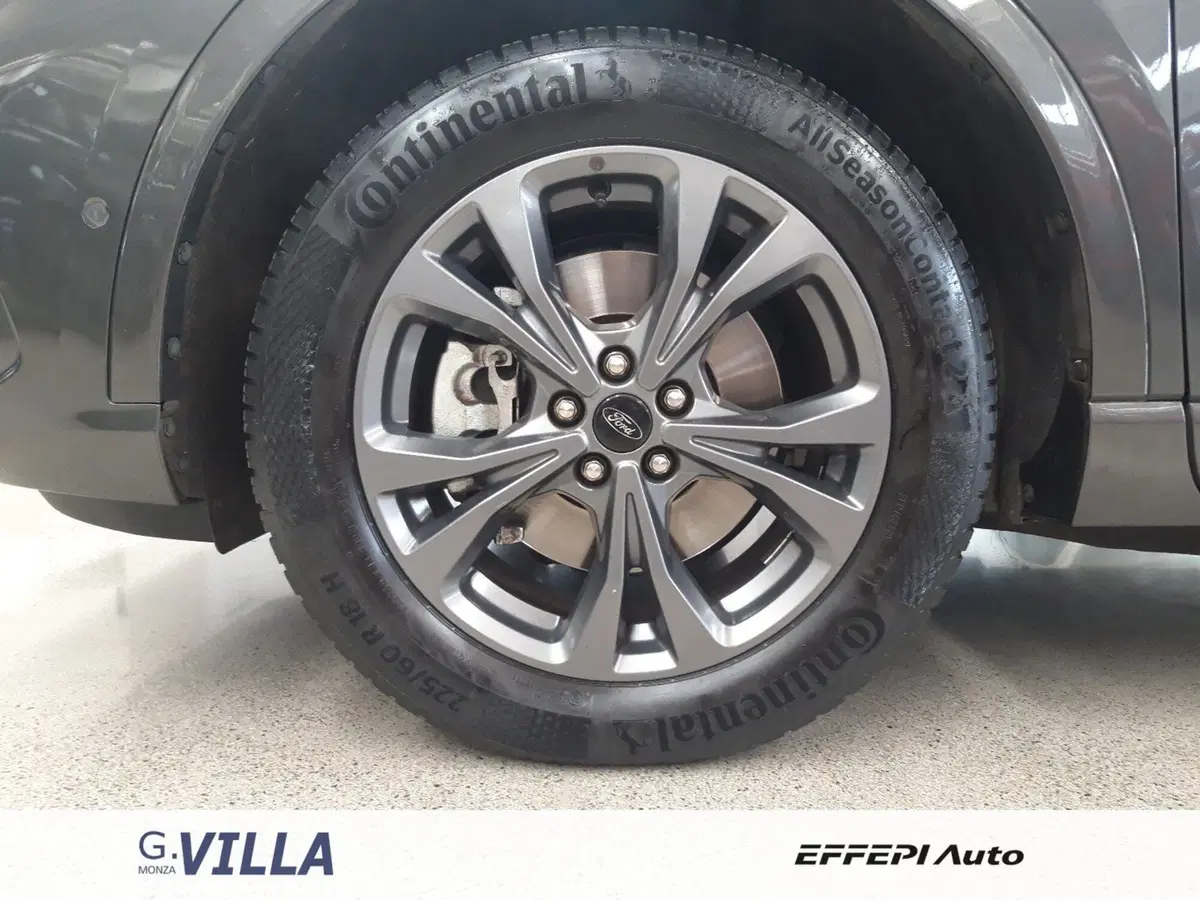 Ford Kuga usata a Monza e Brianza (9)