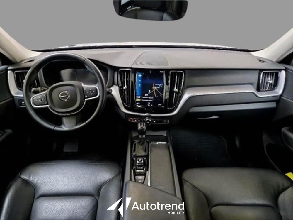 Volvo XC60 usata a Bari (5)