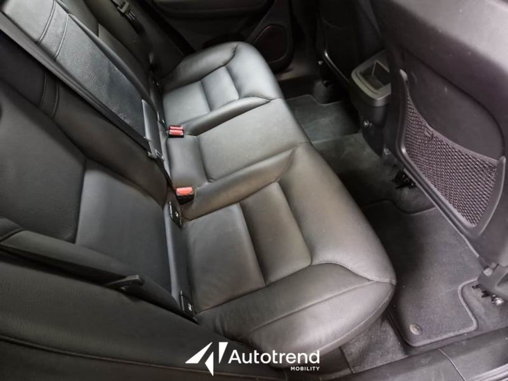 Volvo XC60 usata a Bari (7)