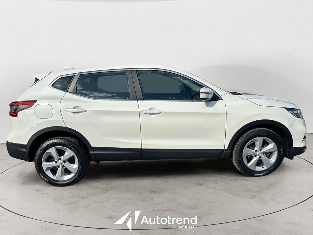 Nissan Qashqai usata a Bari (5)