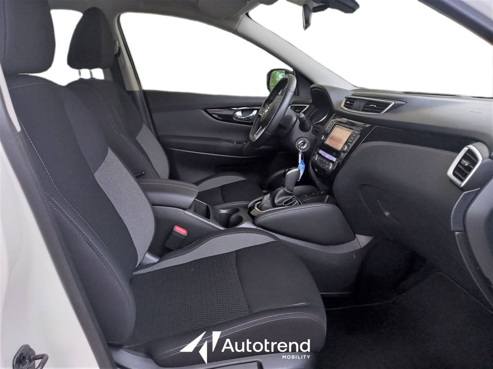 Nissan Qashqai usata a Bari (7)