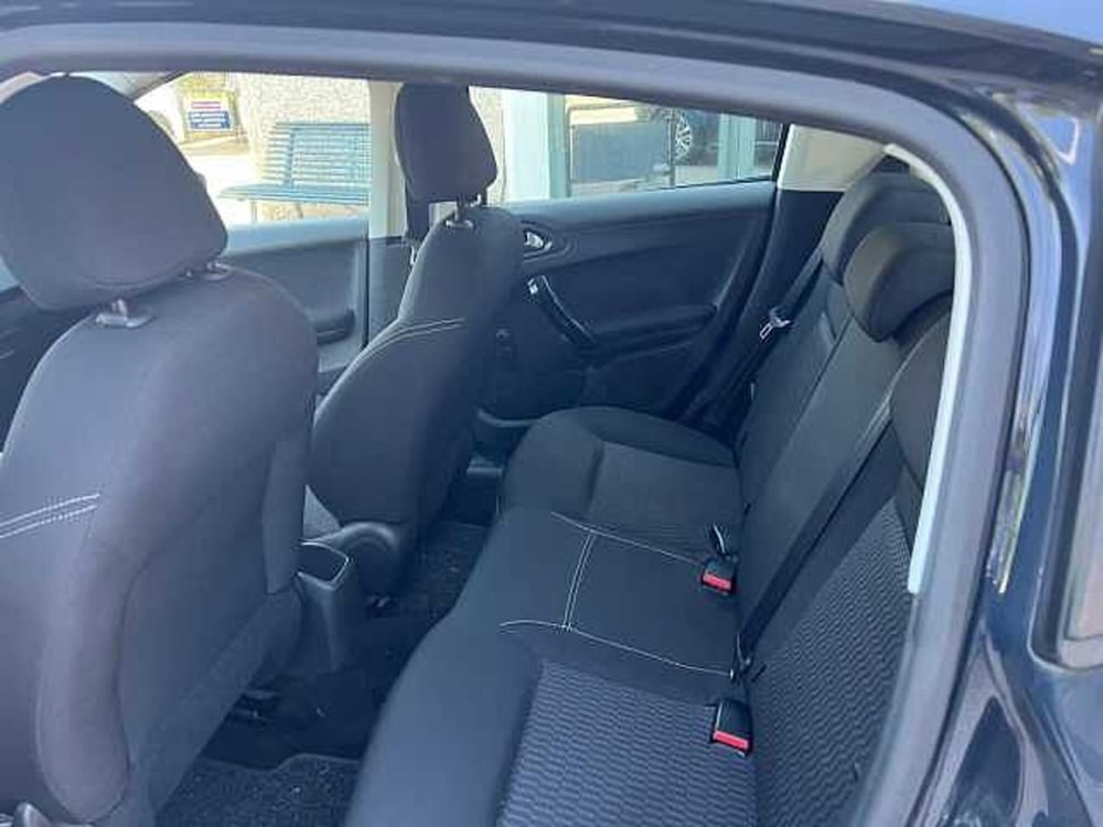Peugeot 208 usata a Roma (15)