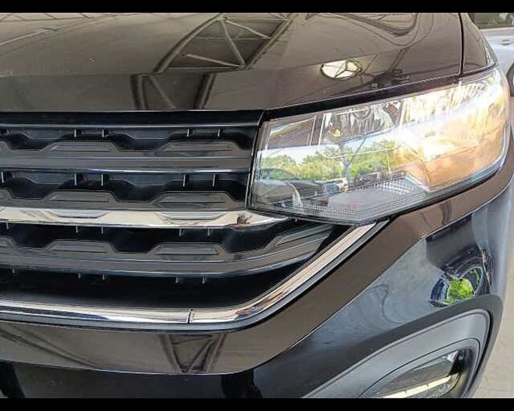 Volkswagen T-Cross usata a Roma (13)