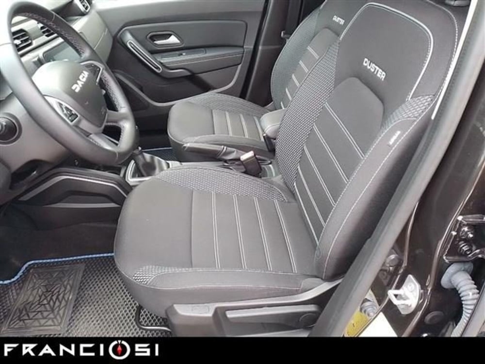 Dacia Duster usata a Modena (10)