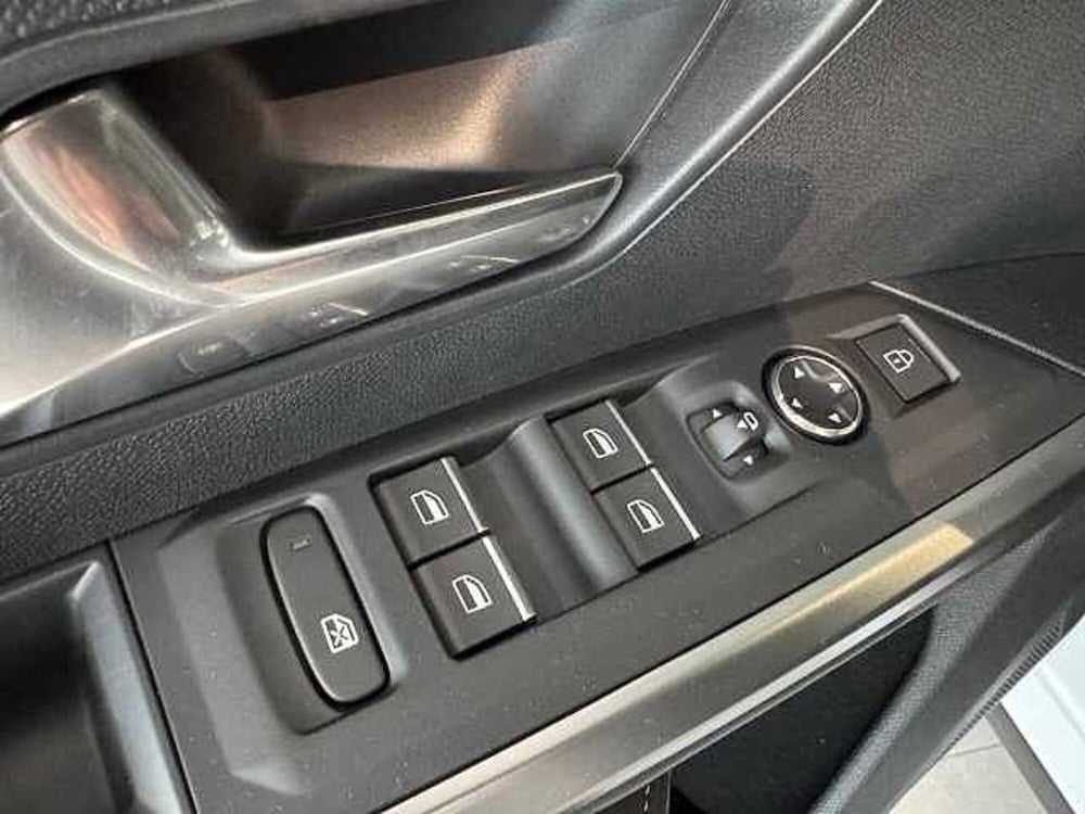 Peugeot 5008 nuova a Brescia (17)