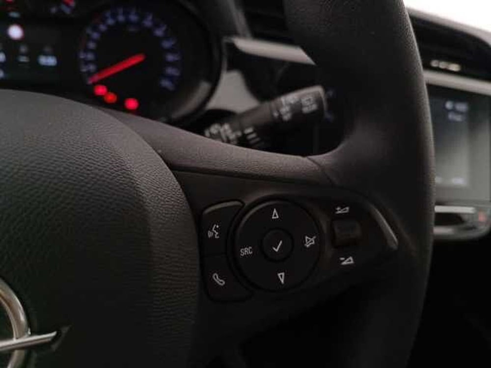 Opel Corsa usata a Venezia (17)