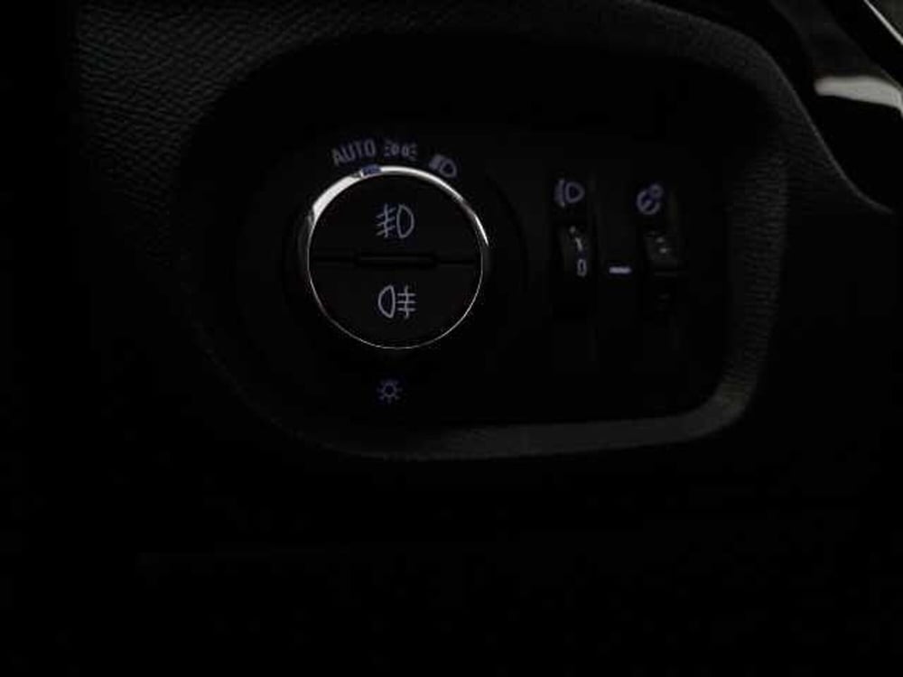Opel Corsa usata a Venezia (18)