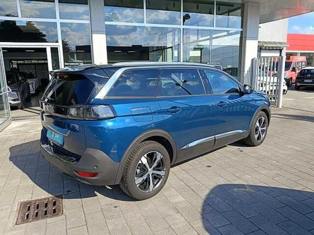 Peugeot 5008 usata a Milano (4)