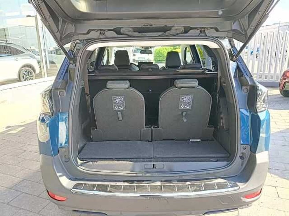 Peugeot 5008 usata a Milano (6)