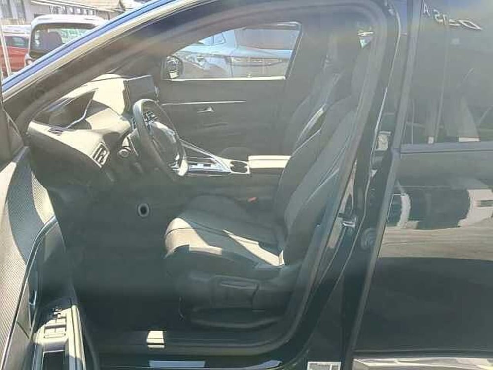 Peugeot 5008 usata a Milano (11)