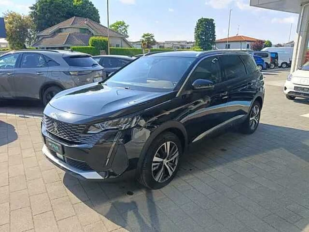 Peugeot 5008 usata a Milano (3)