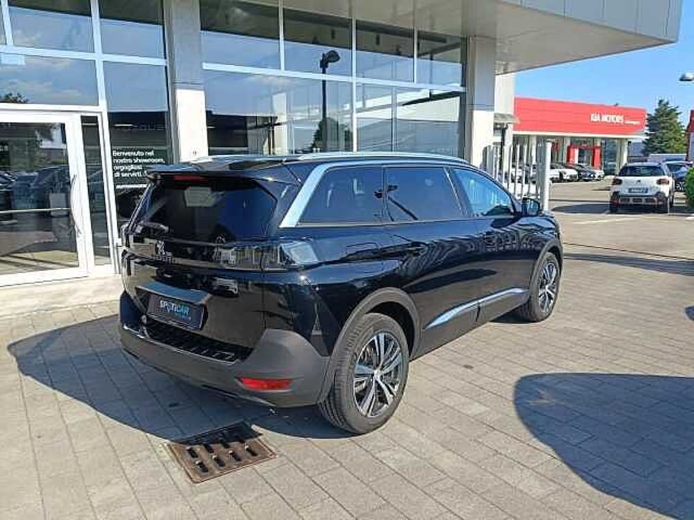 Peugeot 5008 usata a Milano (5)