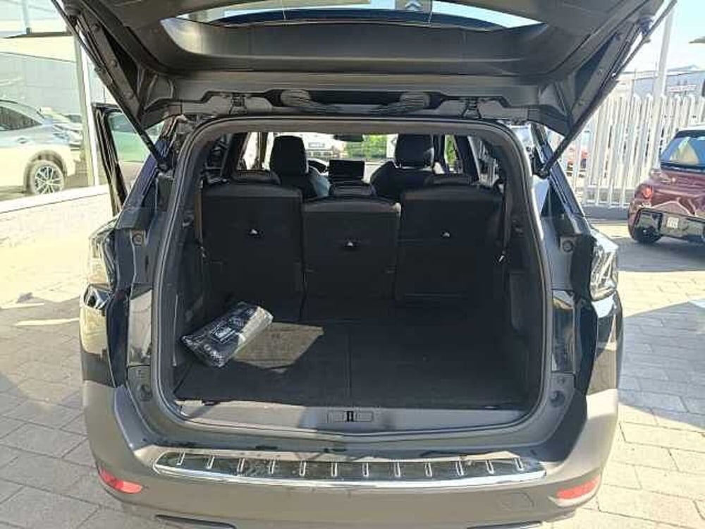 Peugeot 5008 usata a Milano (7)