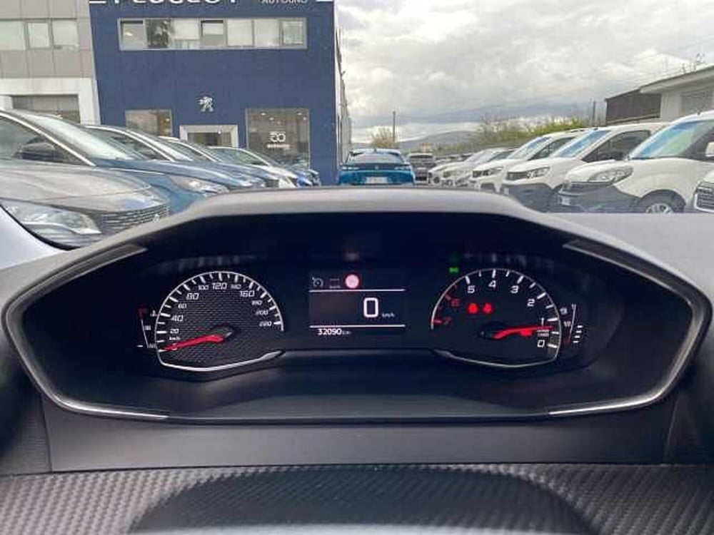 Peugeot 208 usata a Napoli (3)