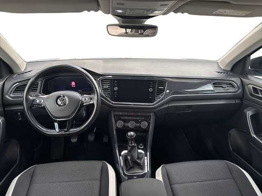 Volkswagen T-Roc usata a Napoli (14)