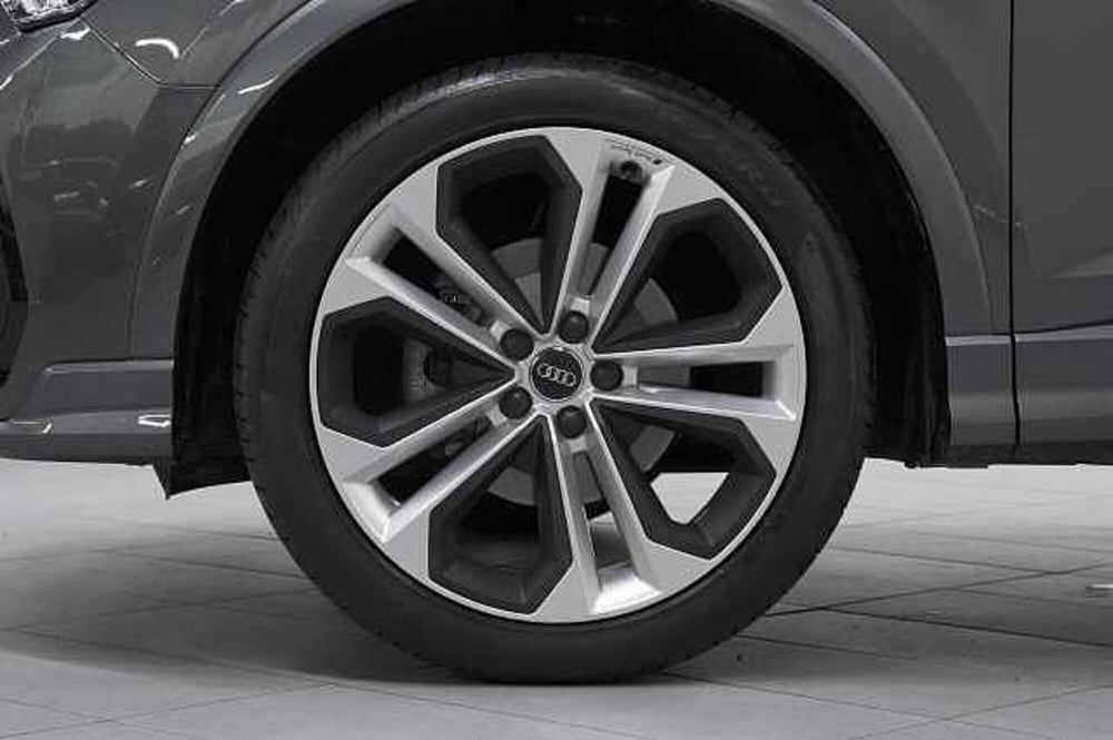 Audi Q3 Sportback usata a Como (12)