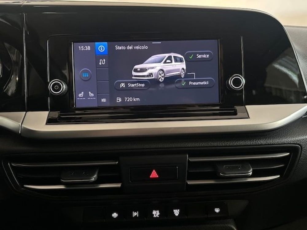 Ford Tourneo Connect usata a Prato (17)