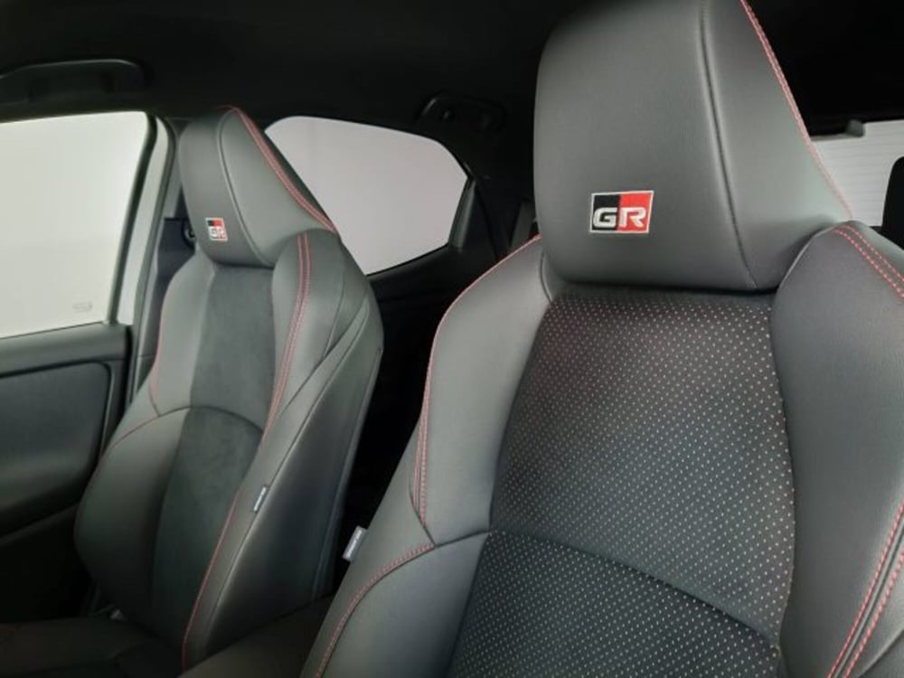 Toyota Yaris Cross usata a Ascoli Piceno (11)